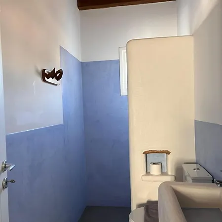 Kolomba Guests House