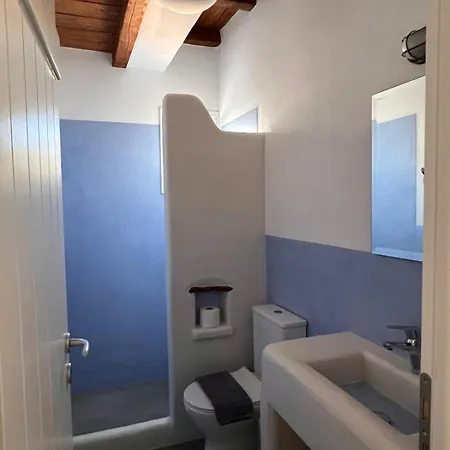 Kolomba Guests House *