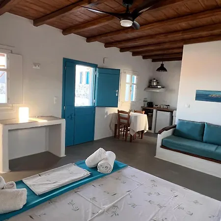 Kolomba Guests House * Vrachonisida Skylonisi